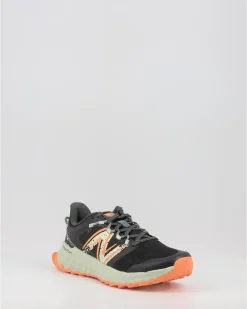 Zapatillas New Balance Fresh Foam Garoe Wtgaroc1 Negro