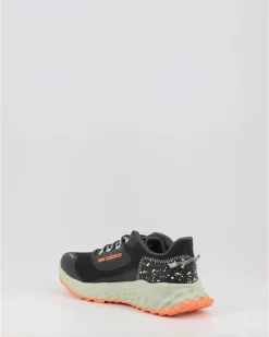 Zapatillas New Balance Fresh Foam Garoe Wtgaroc1 Negro
