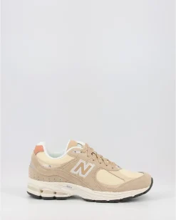 Zapatillas New Balance M2002Ref Beig