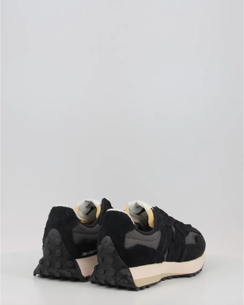 Zapatillas New Balance U327Wch Negro